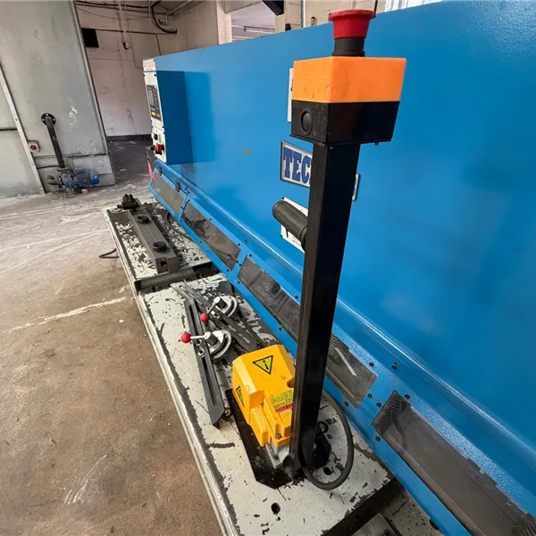 Techna Fab Hydraulic Guillotine