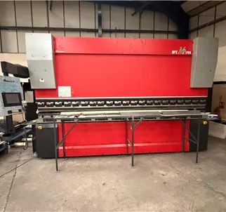 Amada CNC Press Brake HFE M2 4 axis