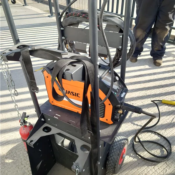 Jasic TIG 200P PFC DC TIG Welder 400GBP