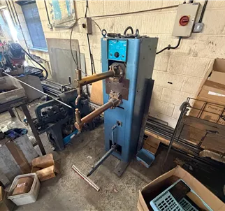 British Federal Resistance spot Welding Machine 17 kva 