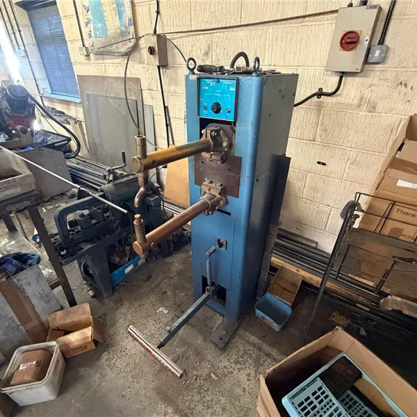 British Federal Resistance spot Welding Machine 17 kva