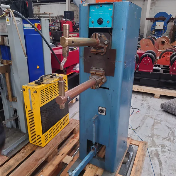 British Federal Resistance spot Welding Machine 17 kva