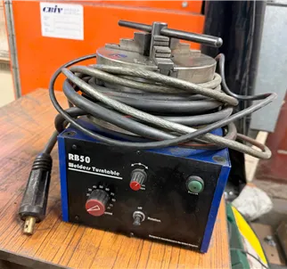 VBC B3 Welding positioner with foot control hollow shaft