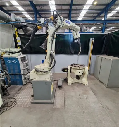 OTC Syncro Feed Welding Robot Package with positional equipment