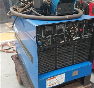 Miller DeltaWeld 651 MIG Welding Machine - Heavy Duty
