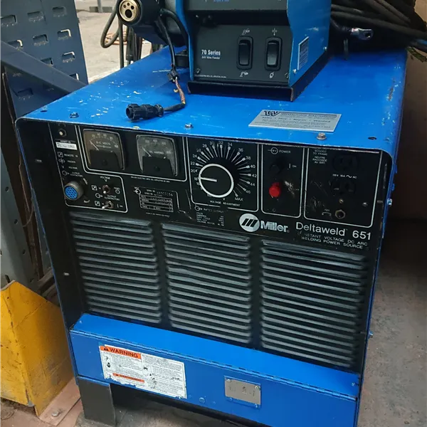Miller DeltaWeld 651 MIG Welding Machine - Heavy Duty